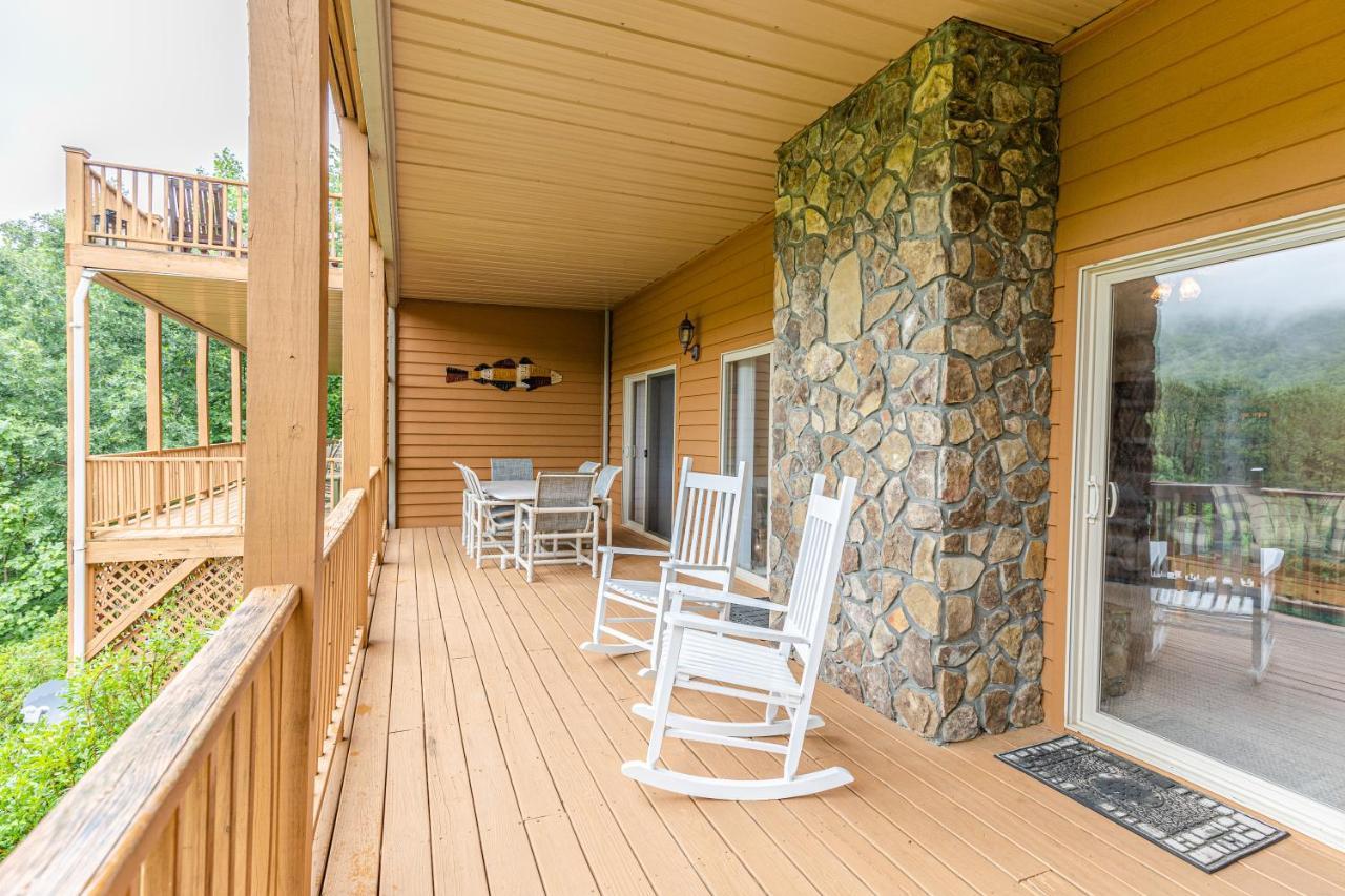 Condo With Stunning Mountain And 6Th Green Views Near Harrahs Cherokee Bryson City Whittier Zewnętrze zdjęcie
